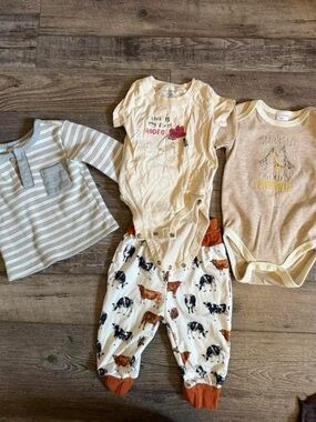 Neutral Baby Bodysuits & Cow Print Pants Set - Beige, Cream, Rust